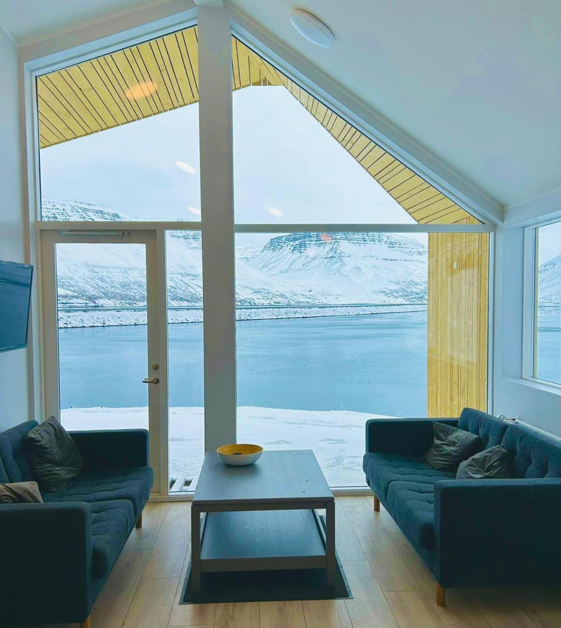 Fisk Club Cottages - Captain'S House Sudureyri 外观 照片