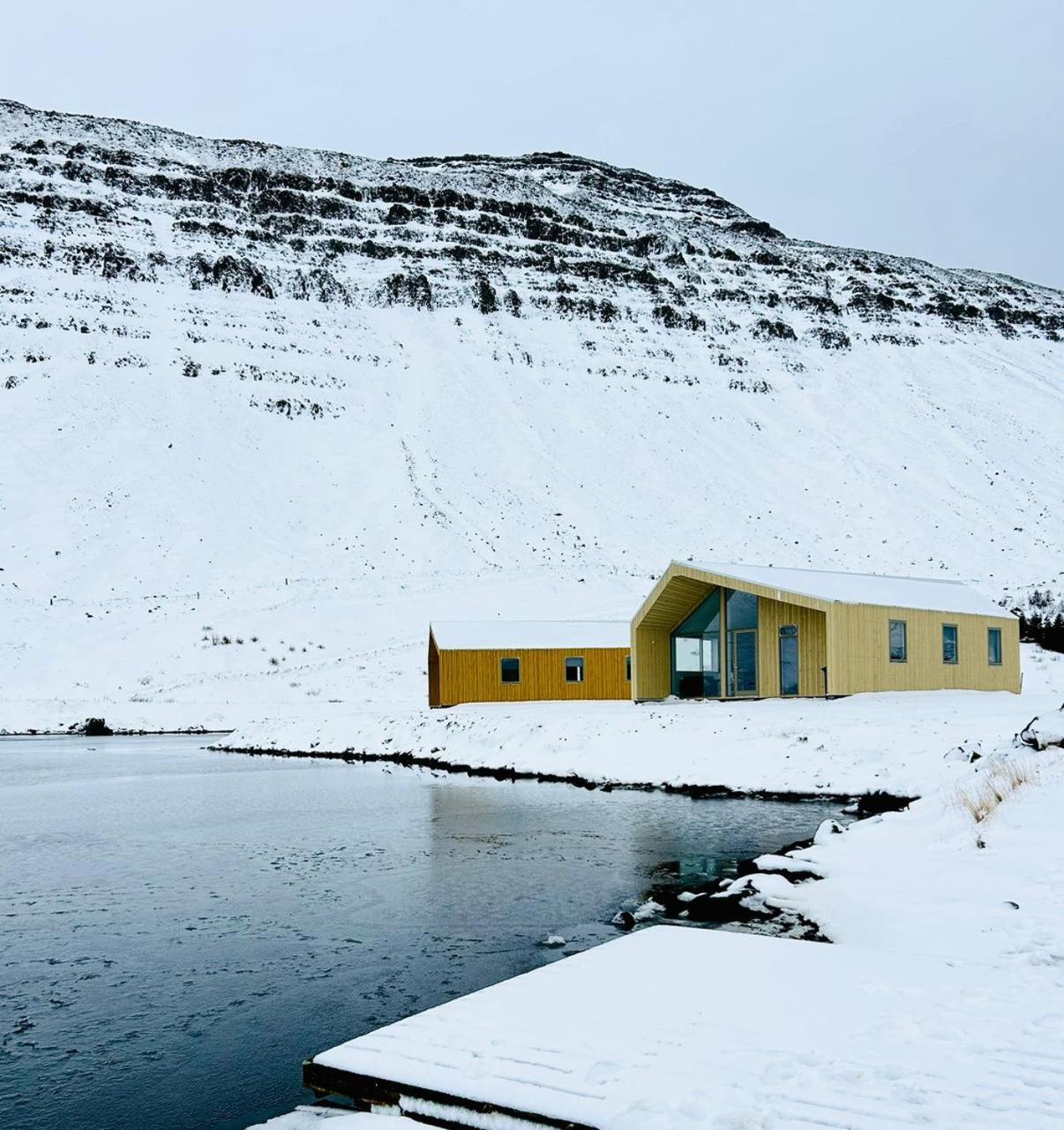 Fisk Club Cottages - Captain'S House Sudureyri 外观 照片